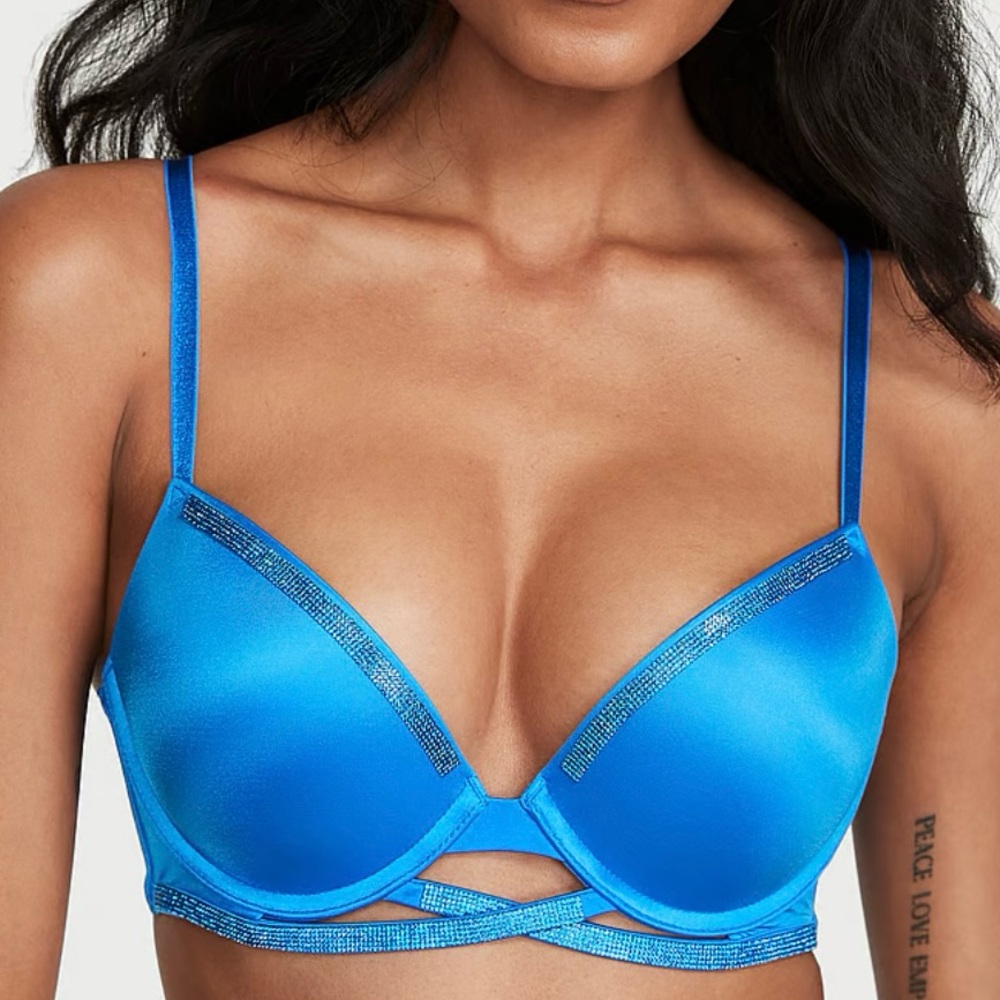 VERY SEXY
Shine Cradle Push-Up Bra Shocking Blue 34D
